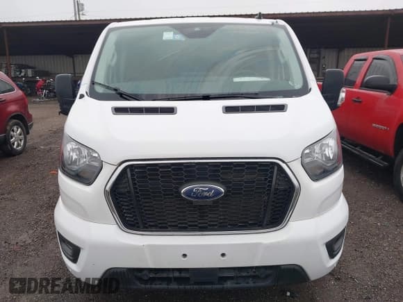 ✅ 2023 Ford Transit Passenger XLT • VIN: 1FBAX2YG1PKA91215 • Lot: 43217979. Wystawiony na IAAI z przebiegiem 74 046 mil. Bezpłatny archiwum sprzedaży aukcyjnych z USA i szczegółowy raport historii pojazdu na DreamBid. Zdjęcie 12.