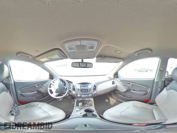 2011 Hyundai Tucson Limited z VIN KM8JU3AC3BU127903, wystawiony jako Copart lot #70695114 z przebiegiem 130 796 mil mil oraz Szkoda całkowita • Salvage title. Historia ofert i sprzedaży dostępna na DreamBid. Obrazek 13.