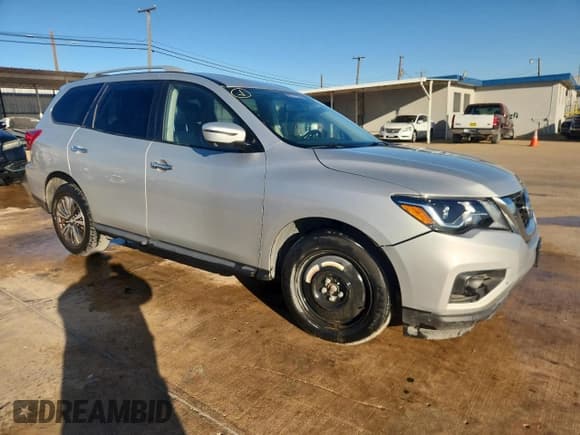 ✅ 2020 Nissan Pathfinder SL • VIN: 5N1DR2CM5LC607155 • Лот: 84921435. Опубликован ранее на Copart с пробегом 122 399 миль. Бесплатный доступ к архиву аукционных продаж из США и подробный отчёт об истории автомобиля на DreamBid. Изображение 4.