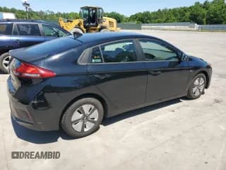 ✅ 2019 Hyundai Ioniq Blue • VIN: KMHC65LC2KU168986 • Lot: 54902405. Wystawiony na Copart z przebiegiem 314 575 mil. Bezpłatny archiwum sprzedaży aukcyjnych z USA i szczegółowy raport historii pojazdu na DreamBid. Zdjęcie 3.