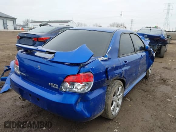 ✅ 2006 Subaru Impreza WRX Limited • VIN: JF1GD79696H518532 • Lot: 41559548. Wystawiony na IAAI z przebiegiem 98 500 mil. Bezpłatny archiwum sprzedaży aukcyjnych z USA i szczegółowy raport historii pojazdu na DreamBid. Zdjęcie 4.