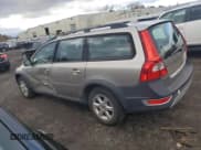 ✅ 2008 Volvo XC70 • VIN: YV4BZ982881030505 • Lot: 86496045. Listed on Copart with 174,415 mi. Free auction sales archive from the USA and detailed vehicle history report at DreamBid. Image 2.