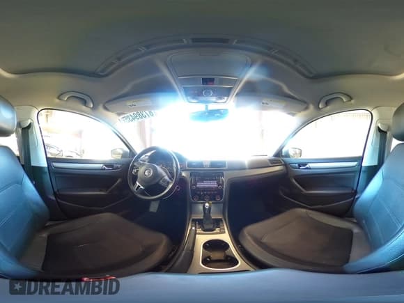 ✅ 2014 Volkswagen Passat SE • VIN: 1VWBN7A39EC061748 • Lot: 87389435. Listed on Copart with 177,781 mi. Free auction sales archive from the USA and detailed vehicle history report at DreamBid. Image 14.