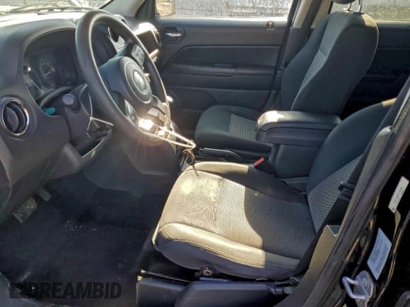 ✅ 2015 Jeep Patriot Altitude • VIN: 1C4NJRBB8FD169965 • Лот: 96616955. Опубликован ранее на Copart с пробегом 159 061 миль. Бесплатный доступ к архиву аукционных продаж из США и подробный отчёт об истории автомобиля на DreamBid. Изображение 7.