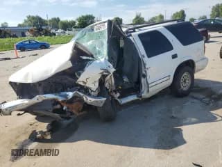 ✅ 2000 Chevrolet Blazer LS • VIN: 1GNDT13W7Y2169132 • Lot: 66609735. Wystawiony na Copart z przebiegiem Nie podano. Bezpłatny archiwum sprzedaży aukcyjnych z USA i szczegółowy raport historii pojazdu na DreamBid. Zdjęcie 1.