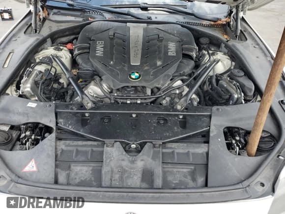 ✅ 2013 BMW 6 Series 650i • VIN: WBAYP9C53DDW21402 • Lot: 61458055. Listed on Copart with 90,694 mi. Free auction sales archive from the USA and detailed vehicle history report at DreamBid. Image 11.