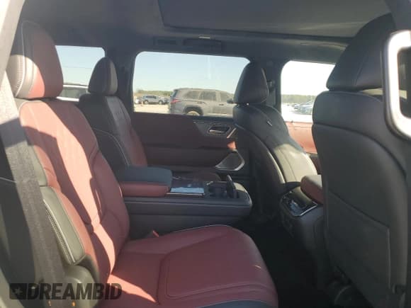 ✅ 2025 Infiniti QX80 Autograph • VIN: JN8AZ3CC3S9601746 • Лот: 43391885. Опубликован ранее на Copart с пробегом 1 235 миль. Бесплатный доступ к архиву аукционных продаж из США и подробный отчёт об истории автомобиля на DreamBid. Изображение 11.