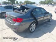 ✅ 2016 BMW 3 Series 328i xDrive • VIN: WBA8E3C58GK503641 • Lot: 42282926. Wystawiony na IAAI z przebiegiem 130 039 mil. Bezpłatny archiwum sprzedaży aukcyjnych z USA i szczegółowy raport historii pojazdu na DreamBid. Zdjęcie 4.