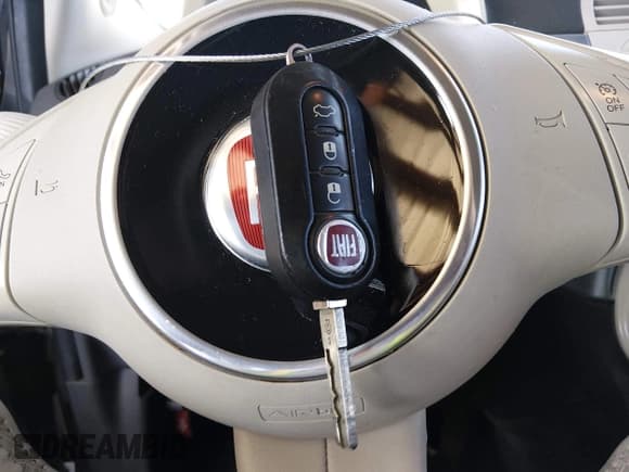 ✅ 2015 FIAT 500 Pop • VIN: 3C3CFFAR4FT597438 • Lot: 43785416. Listed on IAAI with 117,059 mi. Free auction sales archive from the USA and detailed vehicle history report at DreamBid. Image 11.