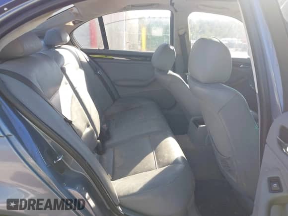 2001 BMW 3 Series 325i с VIN WBAAV33471EE78894, выставлен на аукционе IAAI как лот 43402573 с пробегом 251 017 миль миль и . История ставок и продаж доступна на DreamBid. Изображение 8.