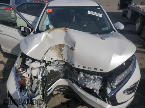 ✅ 2024 Mitsubishi Eclipse Cross ES • VIN: JA4ATUAA7RZ005080 • Lot: 85912334. Listed on Copart with 26,211 mi. Free auction sales archive from the USA and detailed vehicle history report at DreamBid. Image 12.