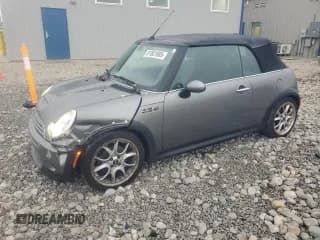 ✅ 2005 MINI Convertible S • VIN: WMWRH33515TK55994 • Lot: 81801805. Wystawiony na Copart z przebiegiem 74 875 mil. Bezpłatny archiwum sprzedaży aukcyjnych z USA i szczegółowy raport historii pojazdu na DreamBid. Zdjęcie 1.