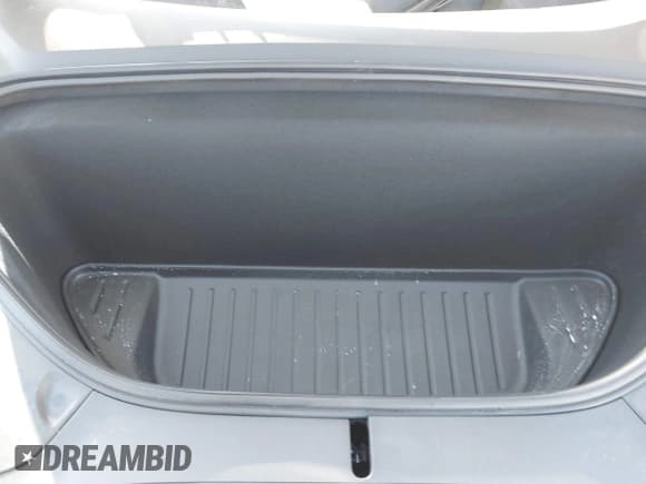 ✅ 2023 Tesla Model X Plaid • VIN: 7SAXCBE63PF405105 • Lot: 41876918. Listed on IAAI with 22,475 mi. Free auction sales archive from the USA and detailed vehicle history report at DreamBid. Image 10.