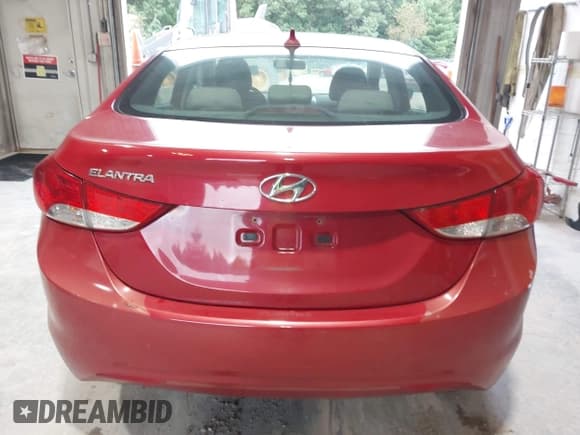 ✅ 2013 Hyundai Elantra GLS • VIN: KMHDH4AE8DU967784 • Lot: 43368422. Wystawiony na IAAI z przebiegiem 162 632 mil. Bezpłatny archiwum sprzedaży aukcyjnych z USA i szczegółowy raport historii pojazdu na DreamBid. Zdjęcie 17.