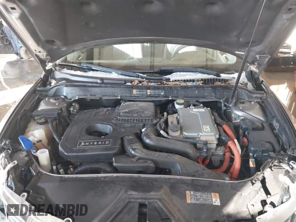 ✅ 2015 Lincoln MKZ Hybrid • VIN: 3LN6L2LU3FR614329 • Lot: 41295489. Wystawiony na IAAI z przebiegiem 103 909 mil. Bezpłatny archiwum sprzedaży aukcyjnych z USA i szczegółowy raport historii pojazdu na DreamBid. Zdjęcie 10.