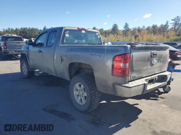 ✅ 2013 Chevrolet Silverado 1500 Work Truck • VIN: 1GCRKPEA4DZ257322 • Lot: 86676945. Listed on Copart with 134,757 mi. Free auction sales archive from the USA and detailed vehicle history report at DreamBid. Image 2.