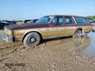 ✅ 1984 Chevrolet Caprice • VIN: 1G1AN35H0EX157721 • Лот: 58846105. Опубликован ранее на Copart с пробегом 54 741 миль. Бесплатный доступ к архиву аукционных продаж из США и подробный отчёт об истории автомобиля на DreamBid. Изображение 1.