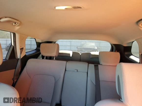 ✅ 2018 Hyundai Santa Fe SE • VIN: KM8SM4HF4JU258749 • Лот: 91236225. Опубликован ранее на Copart с пробегом 128 800 миль. Бесплатный доступ к архиву аукционных продаж из США и подробный отчёт об истории автомобиля на DreamBid. Изображение 10.