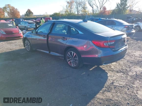 ✅ 2019 Honda Accord EX • VIN: 1HGCV3F45KA013867 • Lot: 43597504. Listed on IAAI with 97,015 mi. Free auction sales archive from the USA and detailed vehicle history report at DreamBid. Image 3.
