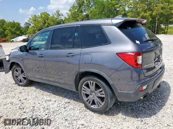 ✅ 2019 Honda Passport EX-L • VIN: 5FNYF7H56KB011521 • Lot: 66732125. Listed on Copart with 114,499 mi. Free auction sales archive from the USA and detailed vehicle history report at DreamBid. Image 2.