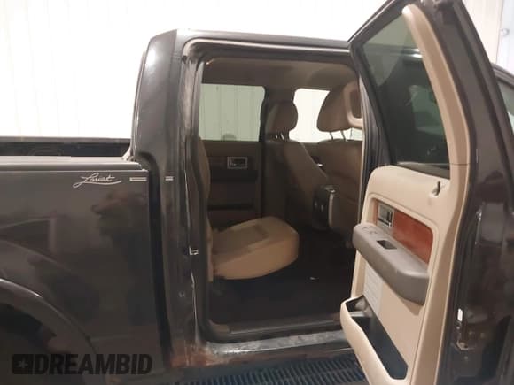 ✅ 2010 Ford F-150 XL • VIN: 1FTFW1EV3AFD34380 • Lot: 43267357. Listed on IAAI with 167,114 mi. Free auction sales archive from the USA and detailed vehicle history report at DreamBid. Image 8.