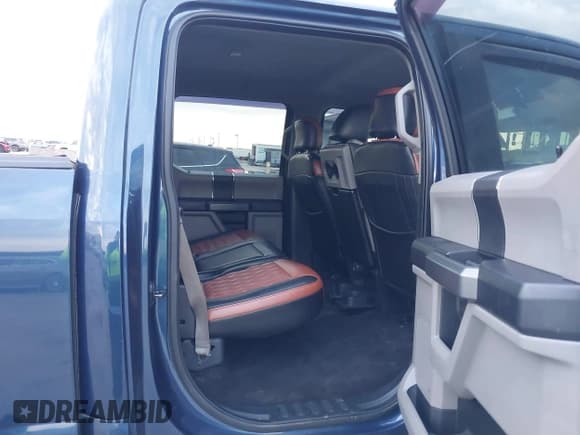 ✅ 2016 Ford F-150 XLT • VIN: 1FTEW1EF4GKE97477 • Lot: 42177030. Wystawiony na IAAI z przebiegiem 119 272 mil. Bezpłatny archiwum sprzedaży aukcyjnych z USA i szczegółowy raport historii pojazdu na DreamBid. Zdjęcie 8.