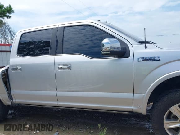 ✅ 2017 Ford F-150 XL • VIN: 1FTEW1EF0HFB39240 • Lot: 42875224. Listed on IAAI with 103,538 mi. Free auction sales archive from the USA and detailed vehicle history report at DreamBid. Image 14.