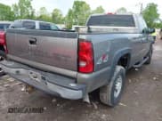 ✅ 2007 Chevrolet Silverado 2500HD Work Truck • VIN: 1GCHK29UX7E200301 • Lot: 42224293. Wystawiony na IAAI z przebiegiem 184 362 mil. Bezpłatny archiwum sprzedaży aukcyjnych z USA i szczegółowy raport historii pojazdu na DreamBid. Zdjęcie 4.