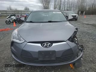 ✅ 2016 Hyundai Veloster • VIN: KMHTC6AD7GU268647 • Lot: 46264145. Wystawiony na Copart z przebiegiem 139 814 mil. Bezpłatny archiwum sprzedaży aukcyjnych z USA i szczegółowy raport historii pojazdu na DreamBid. Zdjęcie 5.