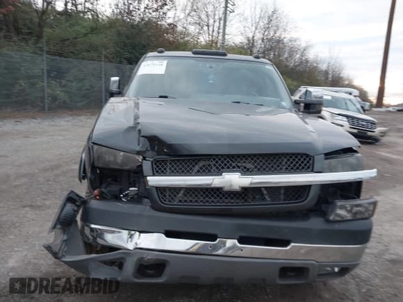 ✅ 2004 Chevrolet Silverado 2500HD LS • VIN: 1GCHK23224F227229 • Lot: 43679148. Wystawiony na IAAI z przebiegiem 171 831 mil. Bezpłatny archiwum sprzedaży aukcyjnych z USA i szczegółowy raport historii pojazdu na DreamBid. Zdjęcie 13.