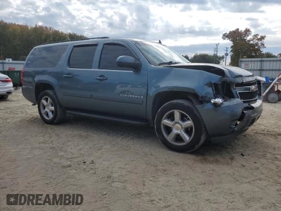 ✅ 2008 Chevrolet Suburban 3LT • VIN: 3GNFK16398G194554 • Lot: 79821194. Wystawiony na Copart z przebiegiem 300 889 mil. Bezpłatny archiwum sprzedaży aukcyjnych z USA i szczegółowy raport historii pojazdu na DreamBid. Zdjęcie 4.