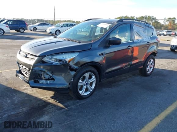 ✅ 2015 Ford Escape SE • VIN: 1FMCU9GX9FUC10540 • Lot: 43793195. Wystawiony na IAAI z przebiegiem 158 450 mil. Bezpłatny archiwum sprzedaży aukcyjnych z USA i szczegółowy raport historii pojazdu na DreamBid. Zdjęcie 2.