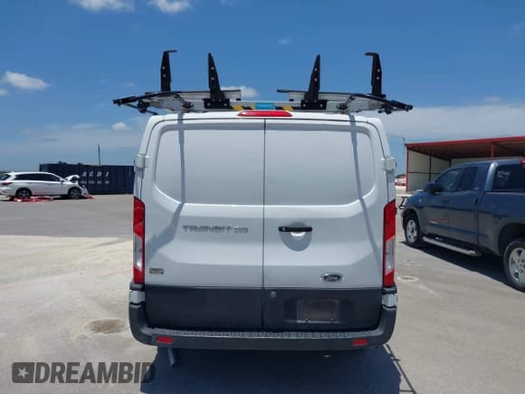 ✅ 2020 Ford Transit Cargo • VIN: 1FTBR1Y84LKA19741 • Lot: 42350802. Listed on IAAI with 90,186 mi. Free auction sales archive from the USA and detailed vehicle history report at DreamBid. Image 15.