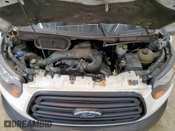 ✅ 2019 Ford Transit • VIN: 1FTYE2CM1KKA39640 • Lot: 91332055. Listed on Copart with 71,195 mi. Free auction sales archive from the USA and detailed vehicle history report at DreamBid. Image 11.