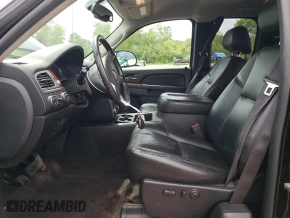 ✅ 2013 GMC Sierra 1500 SLT • VIN: 1GTR2WE71DZ212420 • Lot: 61867095. Listed on Copart with 148,498 mi. Free auction sales archive from the USA and detailed vehicle history report at DreamBid. Image 7.