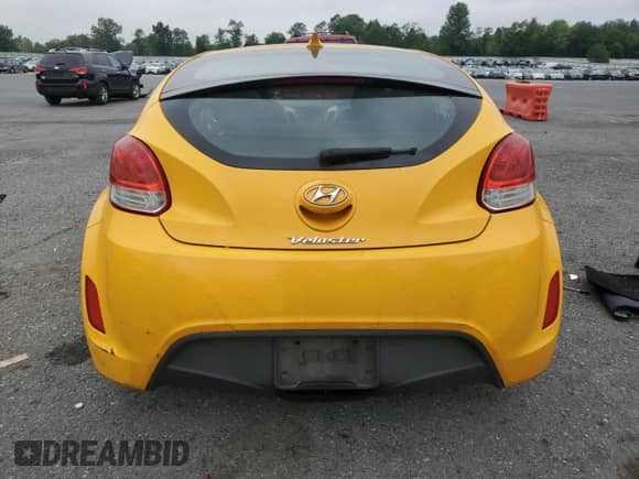 2012 Hyundai Veloster w/Gray Int с VIN KMHTC6AD1CU046678, выставлен на аукционе Copart как лот 68578575 с пробегом 270 161 миль миль и Чистый • Clean title. История ставок и продаж доступна на DreamBid. Изображение 6.