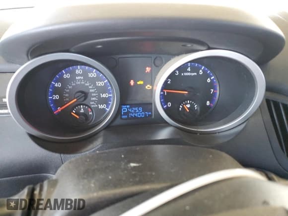 ✅ 2010 Hyundai Genesis Coupe • VIN: KMHHT6KD7AU025173 • Lot: 51611415. Wystawiony na Copart z przebiegiem 144 007 mil. Bezpłatny archiwum sprzedaży aukcyjnych z USA i szczegółowy raport historii pojazdu na DreamBid. Zdjęcie 9.