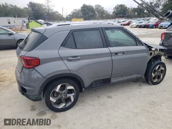 ✅ 2021 Hyundai Venue SEL • VIN: KMHRC8A33MU126868 • Lot: 44146425. Listed on Copart with 76,569 mi. Free auction sales archive from the USA and detailed vehicle history report at DreamBid. Image 3.
