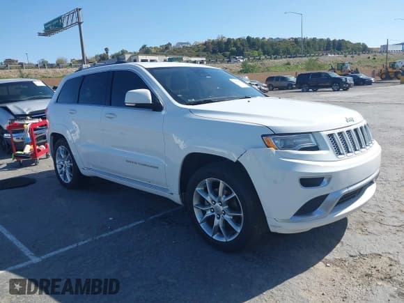 ✅ 2016 Jeep Grand Cherokee • VIN: 1C4RJEJM8GC321506 • Lot: 41969587. Listed on IAAI with 226,072 mi. Free auction sales archive from the USA and detailed vehicle history report at DreamBid. Image 1.