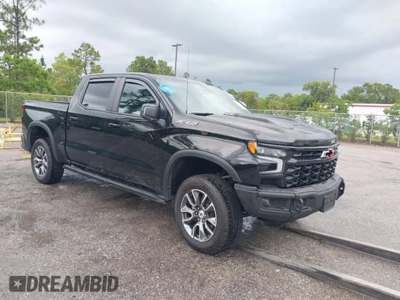 ✅ 2023 Chevrolet Silverado 1500 ZR2 • VIN: 3GCUDHEL9PG262323 • Лот: 42689610. Опубликован ранее на IAAI с пробегом 11 639 миль. Бесплатный доступ к архиву аукционных продаж из США и подробный отчёт об истории автомобиля на DreamBid. Изображение 1.
