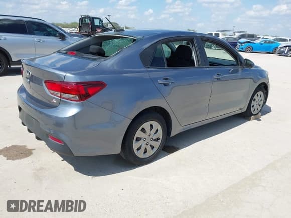 ✅ 2019 Kia Rio S • VIN: 3KPA24AB2KE197964 • Lot: 43229475. Listed on IAAI with 85,833 mi. Free auction sales archive from the USA and detailed vehicle history report at DreamBid. Image 4.