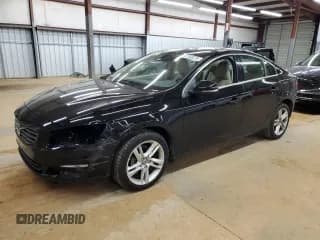 ✅ 2014 Volvo S60 T5 • VIN: YV1612FSXE2295657 • Lot: 82753275. Listed on Copart with 102,388 mi. Free auction sales archive from the USA and detailed vehicle history report at DreamBid. Image 1.