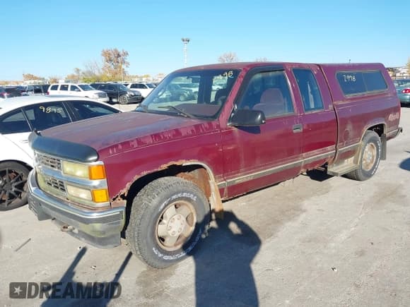 ✅ 1995 Chevrolet Silverado 1500 • VIN: 2GCEK19K0S1252347 • Lot: 43622998. Wystawiony na IAAI z przebiegiem 288 575 mil. Bezpłatny archiwum sprzedaży aukcyjnych z USA i szczegółowy raport historii pojazdu na DreamBid. Zdjęcie 2.