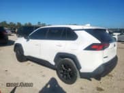 ✅ 2022 Toyota RAV4 LE • VIN: 2T3H1RFV7NC180153 • Lot: 93085495. Wystawiony na Copart z przebiegiem 40 938 mil. Bezpłatny archiwum sprzedaży aukcyjnych z USA i szczegółowy raport historii pojazdu na DreamBid. Zdjęcie 2.