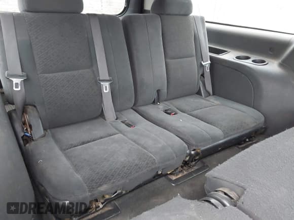 ✅ 2007 Chevrolet Suburban LTZ • VIN: 1GNFC16007J317898 • Lot: 41560031. Listed on IAAI with 271,370 mi. Free auction sales archive from the USA and detailed vehicle history report at DreamBid. Image 12.