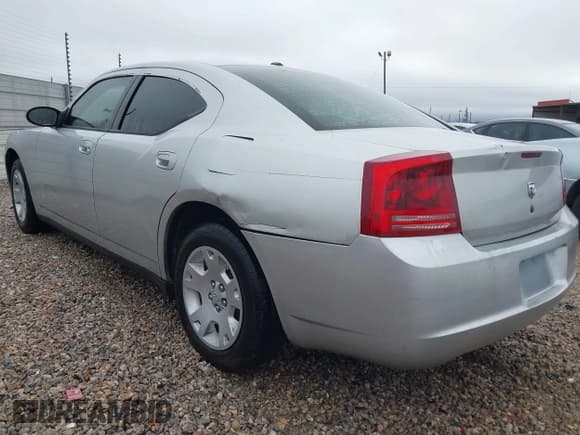 ✅ 2007 Dodge Charger • VIN: 2B3KA43G27H824935 • Лот: 43817377. Опубликован ранее на IAAI с пробегом Не указан. Бесплатный доступ к архиву аукционных продаж из США и подробный отчёт об истории автомобиля на DreamBid. Изображение 3.