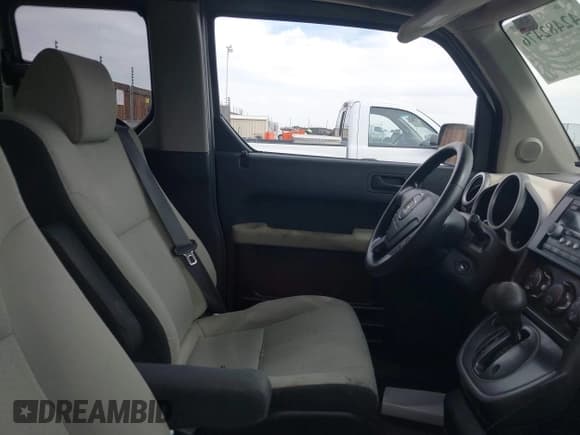 ✅ 2007 Honda Element EX • VIN: 5J6YH28727L007432 • Лот: 42482476. Опубликован ранее на IAAI с пробегом 184 288 миль. Бесплатный доступ к архиву аукционных продаж из США и подробный отчёт об истории автомобиля на DreamBid. Изображение 5.