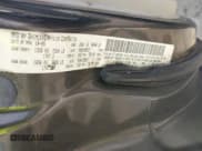 ✅ 2006 Jeep Commander Limited • VIN: 1J8HG58N86C141698 • Lot: 43474401. Wystawiony na IAAI z przebiegiem 204 238 mil. Bezpłatny archiwum sprzedaży aukcyjnych z USA i szczegółowy raport historii pojazdu na DreamBid. Zdjęcie 9.