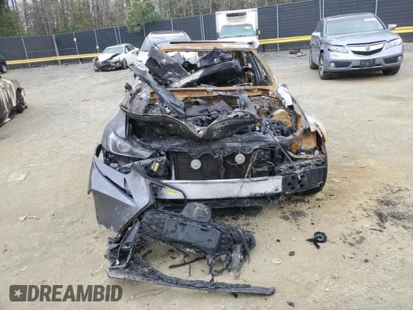 ✅ 2018 Lexus IS 350 • VIN: JTHCZ1D25J5015293 • Lot: 50781925. Listed on Copart with Not provided. Free auction sales archive from the USA and detailed vehicle history report at DreamBid. Image 5.