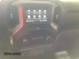 2019 Chevrolet Silverado 1500 Work Truck z VIN 1GCUYAEFXKZ267934, wystawiony jako IAAI lot #42413865 z przebiegiem 159 813 mil mil oraz . Historia ofert i sprzedaży dostępna na DreamBid. Obrazek 1.